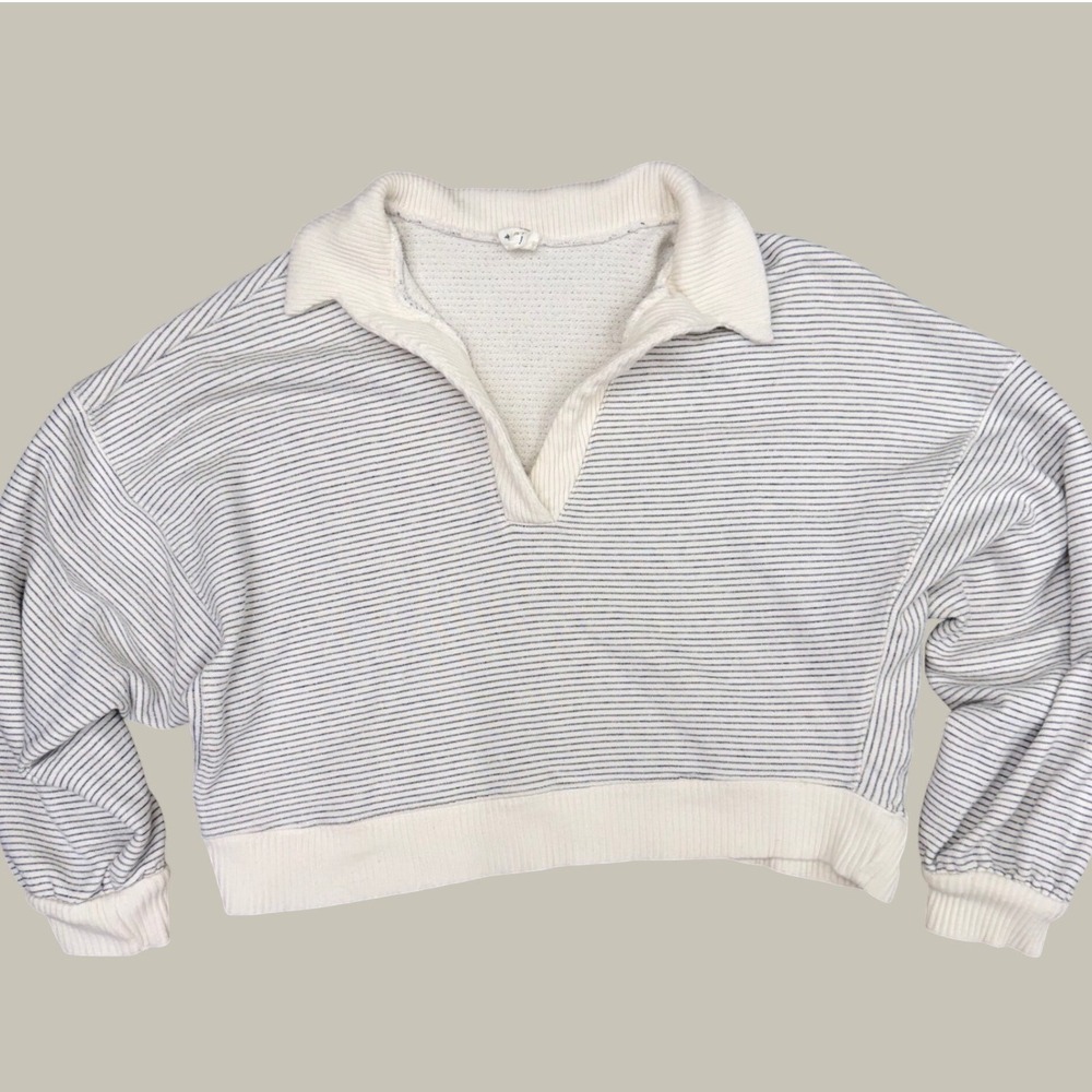 By Together Striped Collared Sweatshirt Cropped V-Neck Size M Coastal Pullover - Picture 1 of 15